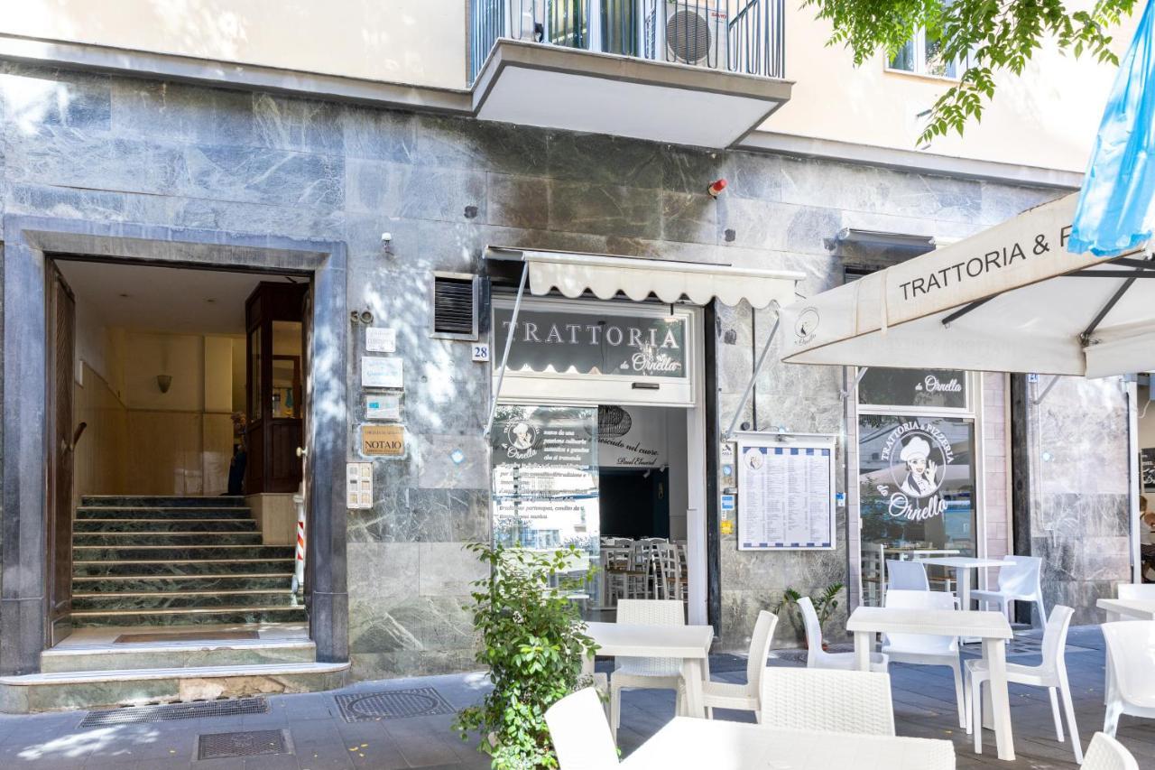 Partenope Guest House Napoli Eksteriør billede
