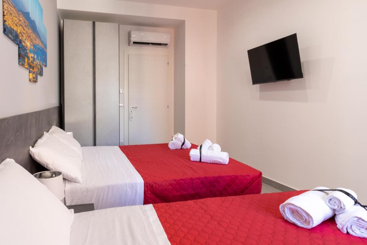 Partenope Guest House Napoli Eksteriør billede